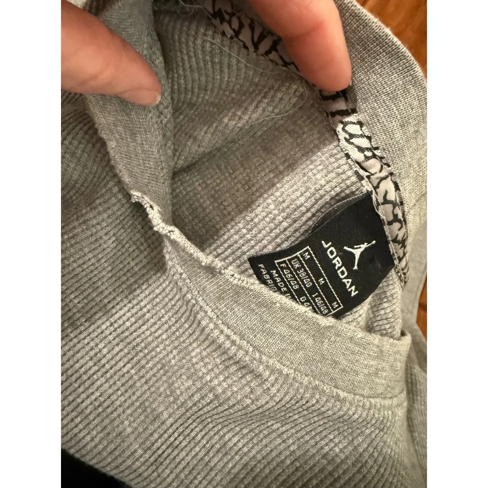 Jordan Mens Long Sleeve Thermal Waffle Knit Shirt Gray Jumpman‎ Logo Size M